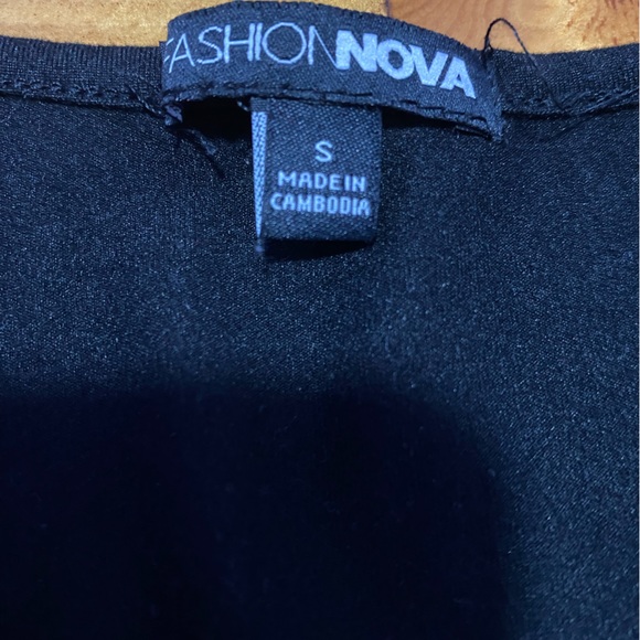 Fashion Nova Top - Picture 2 of 3